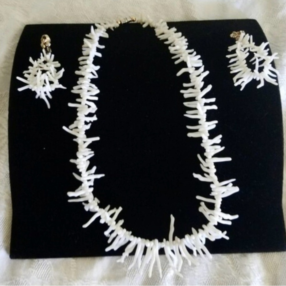White Branch Coral Necklace and Earring Set